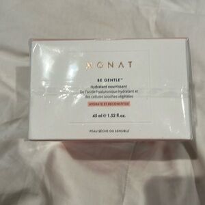Brand new monat be gentle hydrating moisturizer for gentle skin